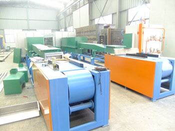 蘇州某廠家購置網帶淬火爐安裝使用現場